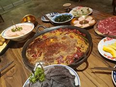 -旧街市鲜货老火锅(大光路店)