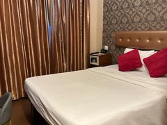 -香港华美达海景酒店