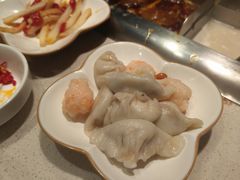 -海底捞火锅鲜切牛肉主题店(长寿路店)