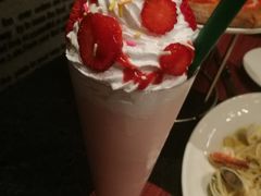 -WOLFGANG PUCK KITCHEN & BAR(迪士尼小镇店)