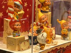 -泡泡玛特POPMART(国金街店)