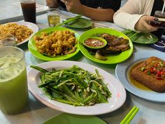 -明记烧鱼美味店
