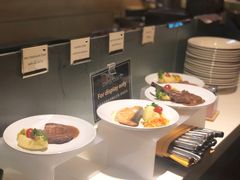 -彩虹云霄酒店76&78层国际自助餐