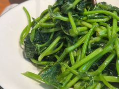 -莲餐厅·湖北菜·藕汤是头牌(愚园路店)