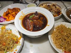 -小菜园新徽菜(镇江丹阳吾悦店)