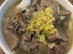 -潮镇老尾牛杂(环城西路店)