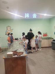 -成都星期8小镇(江宁南路店)