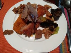 -岷山饭店-芝芝自助餐厅