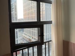 -乐嗨公寓(苏州火车站店)