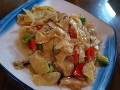 -缘来聚·徽菜名店(黄山宏村店)