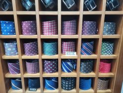 -香港威德诚洋服BESPOKE西服西装高级定制(上海湾一店)