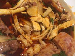 -成都你六姐·牛肉冒菜(城市集市合生汇店)