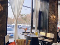 靠窗位-陈熹公民族美食文化餐厅(中华广场店)