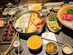 -三出山火锅(南京万象天地店)