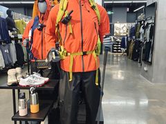 -迪卡侬(大英山店)