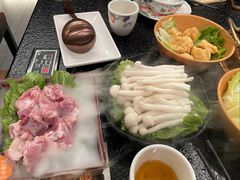 -得意咚瓜·顺德鱼生·冬瓜火锅(深圳首店)