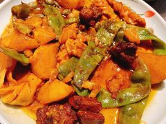 排骨豆角土豆粘卷子-粗粮人家·东北菜(洋桥店)