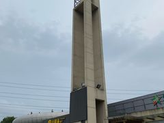 -小昆山服务区-停车场