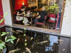 -Cuc Gach Quan Restaurant