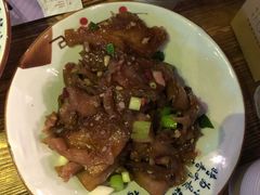 -胡桃里音乐餐厅(陶溪川店)(川湘赣菜·世界百大酒庄直供红酒·音乐表演)