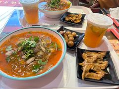 -何记花甲(海岸城旗舰店)