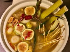 老广竹蔗无花果鲜鸡煲-一川二水•粤川醉(CP静安店)