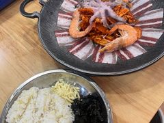 -牛信亭韩国料理·炭火烤肉(紫藤路店)