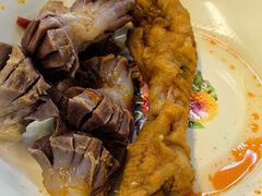 -丽丽三鲜螺蛳粉(田林路店)