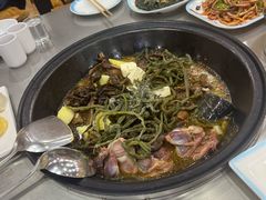 -屯老二农家铁锅炖·行业领军者(梅江店)