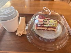 -有猫主题·治愈系猫咖(曾厝垵店)
