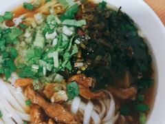 -矮子粉店1985·长沙米粉(湘春路店)