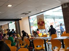 大堂-麦当劳(明湖店)