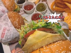 -The Habit Burger Grill 哈比特汉堡(复兴soho店)