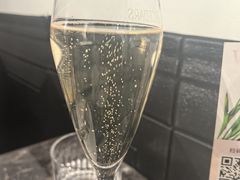 -LESCEDARS Brasserie Bistro香柏树