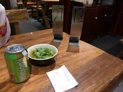 -万记麻辣烫国展总店