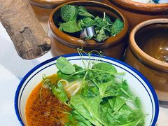 -窄巷口生烫牛肉米线(客村店)