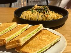 -HELLO 27 意面·沙拉·帕尼尼