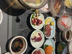 -半岛翡丽海鲜自助餐厅(观风亭店)