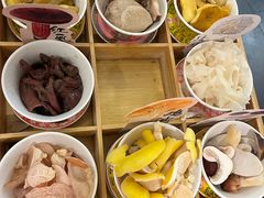 -菌自由丨野生菌火锅特色庭院餐厅(丽江古城店)