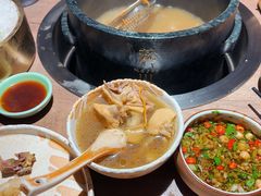 -蘑界·野生菌火锅(深业上城店)