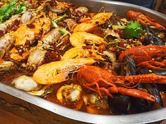 -老东镇啤酒屋海鲜加工·蒸汽海鲜·海鲜烧烤(台东店)