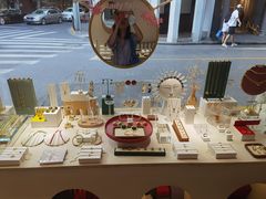 -LADY FAFA(巨鹿路陕西南路路口店)