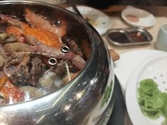 -船梆煮•蒸汽海鲜·炉火烤肉(五四广场店)