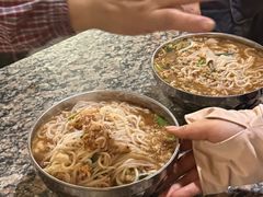 -正宗杨记普洱酸醋米线(总店)