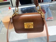 -CHARLES&KEITH(1234space店)