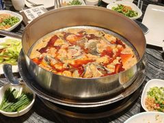 -老船舫·现做活鲜鱼馆(东郊记忆店)