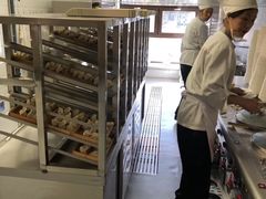面包甜点陈列柜-东方饺子王(工农大路店)