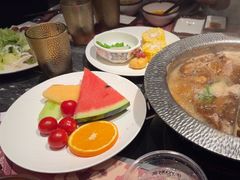 -牛YO寿喜烧·铁板烧和牛火锅自助(市府恒隆店)