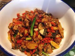 爆炒牛蛙-逸兴楼·地道长沙菜(六沟垅店)