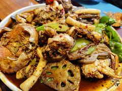 -臻鲜燕海鲜融合餐厅(金陵style店)